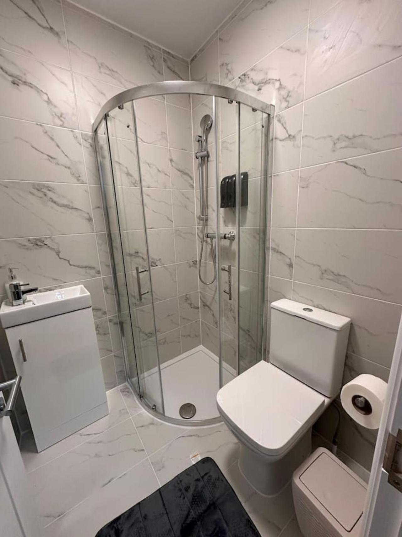 Room In Central London Zone 1 ภายนอก รูปภาพ